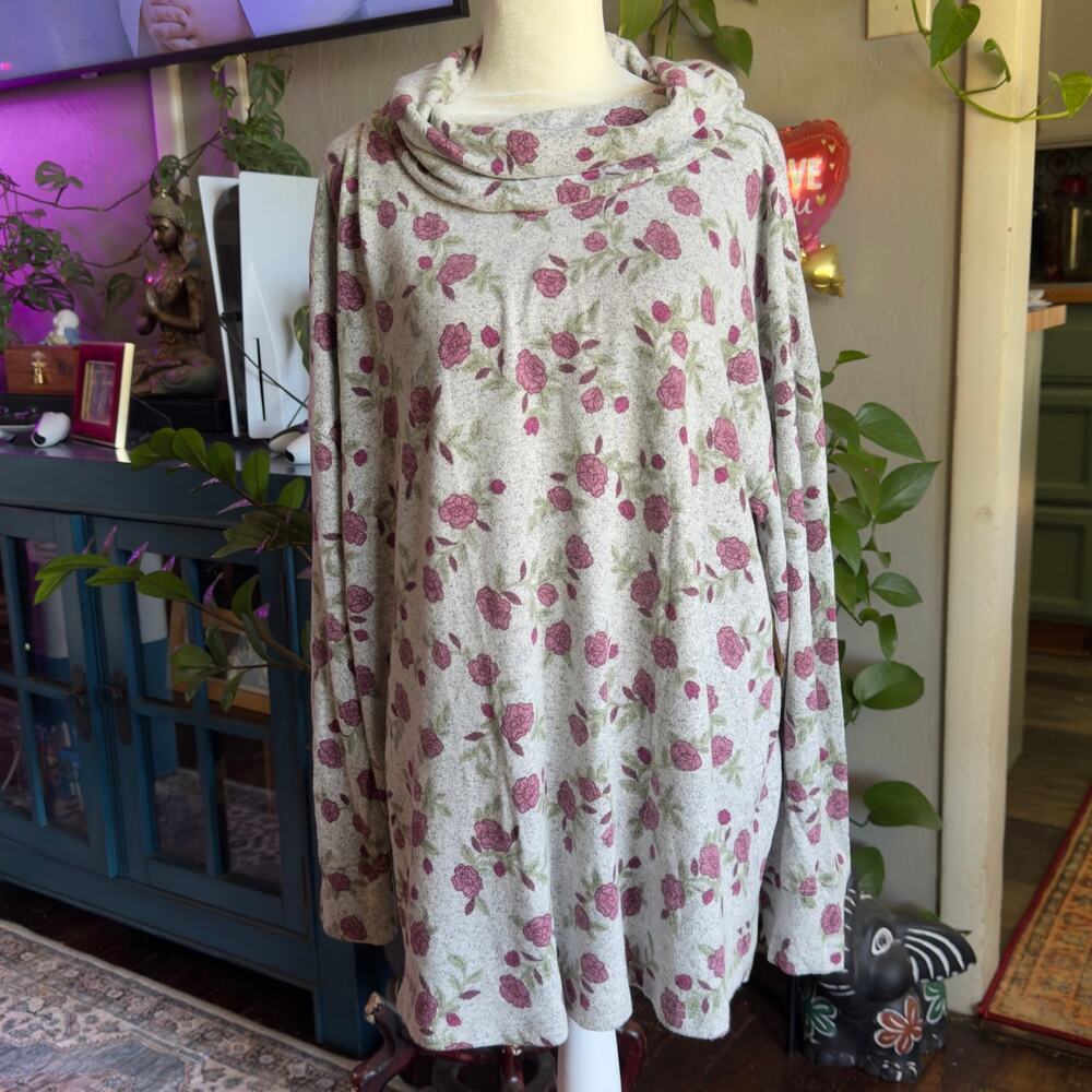 Dip Gray Floral Cowl Neck Sweater, Tunic NWT Size XL Super Soft
